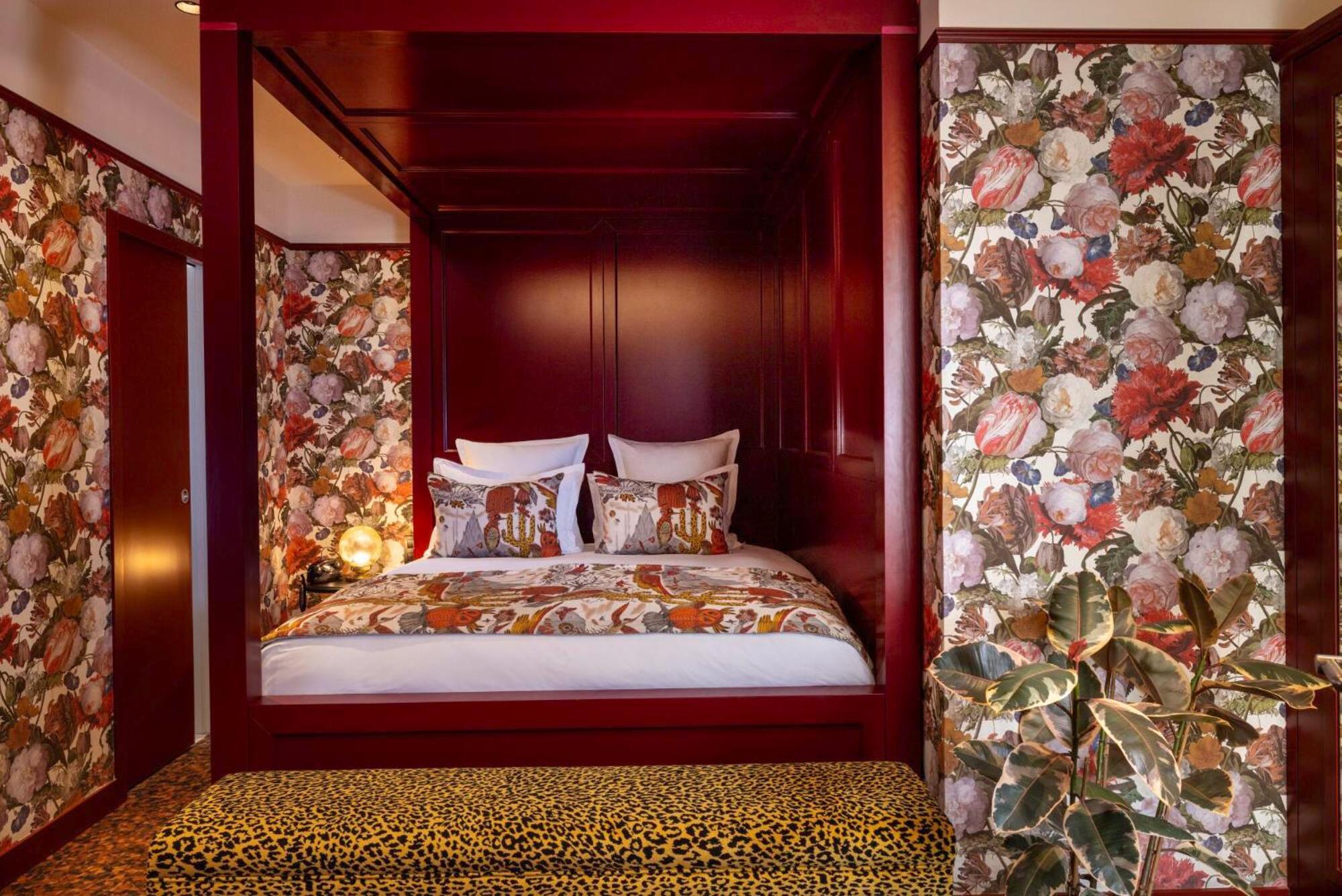 Hotel Ginette A La Folie & Spa Parigi Esterno foto