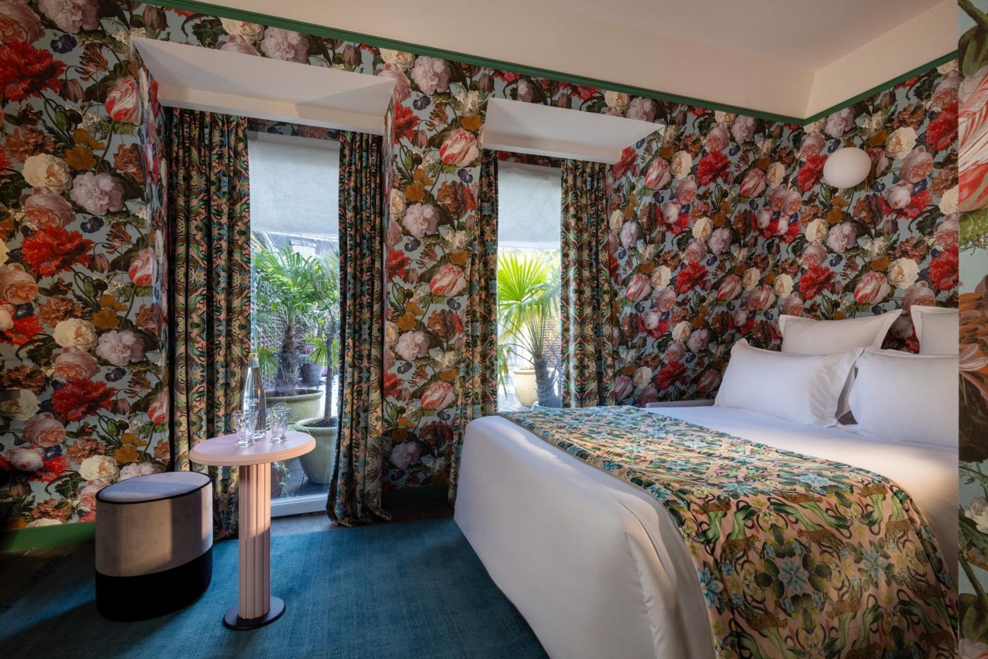 Hotel Ginette A La Folie & Spa Parigi Esterno foto