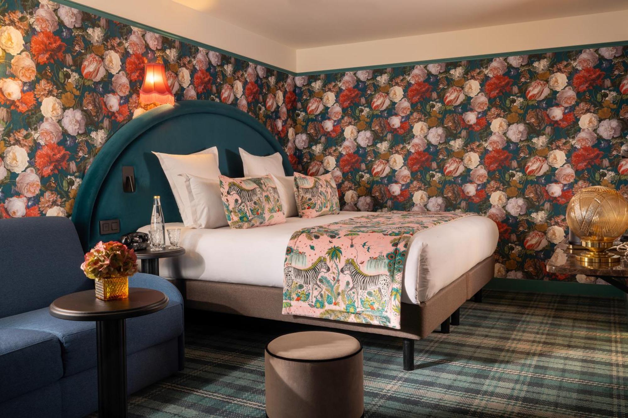 Hotel Ginette A La Folie & Spa Parigi Esterno foto
